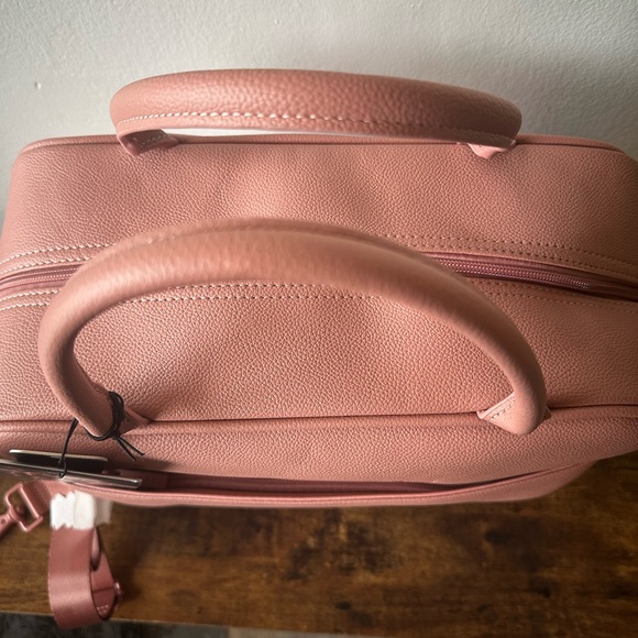 Bugatti Pink Duffle Bag Weekender with Crossbody Strap Vegan Leather NWT - Picture 6 of 10